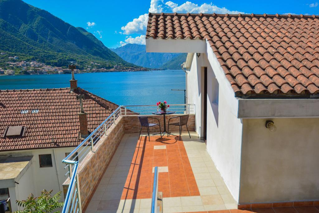 The Sea Coast Apartment Kotor